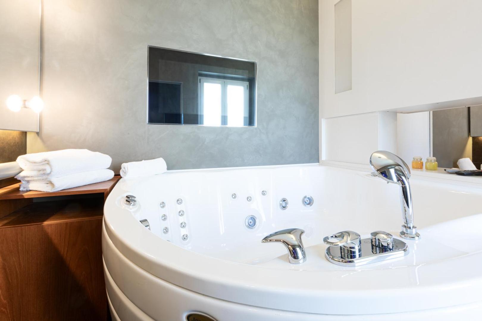 Citta Studi Terrace Suite With Jacuzzi - Top Collection Milano Exterior foto
